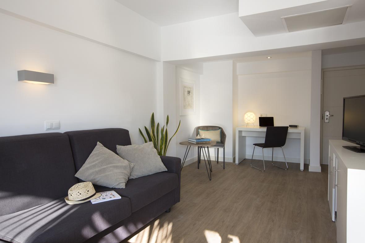 Las Gaviotas Suites Hotel & Spa Playa de Muro  Bagian luar foto