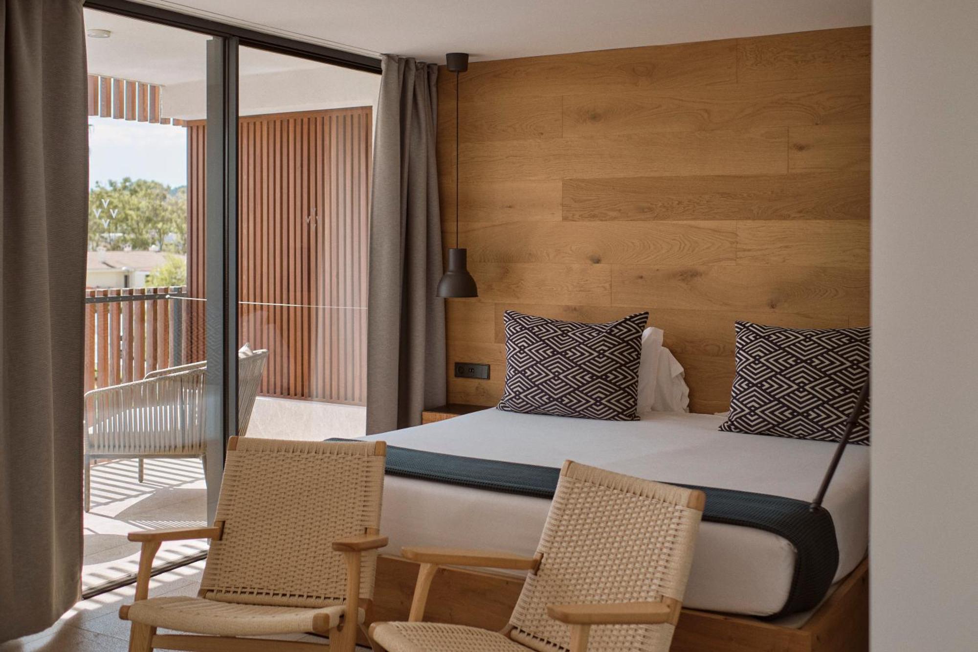 Las Gaviotas Suites Hotel & Spa Playa de Muro  Bagian luar foto