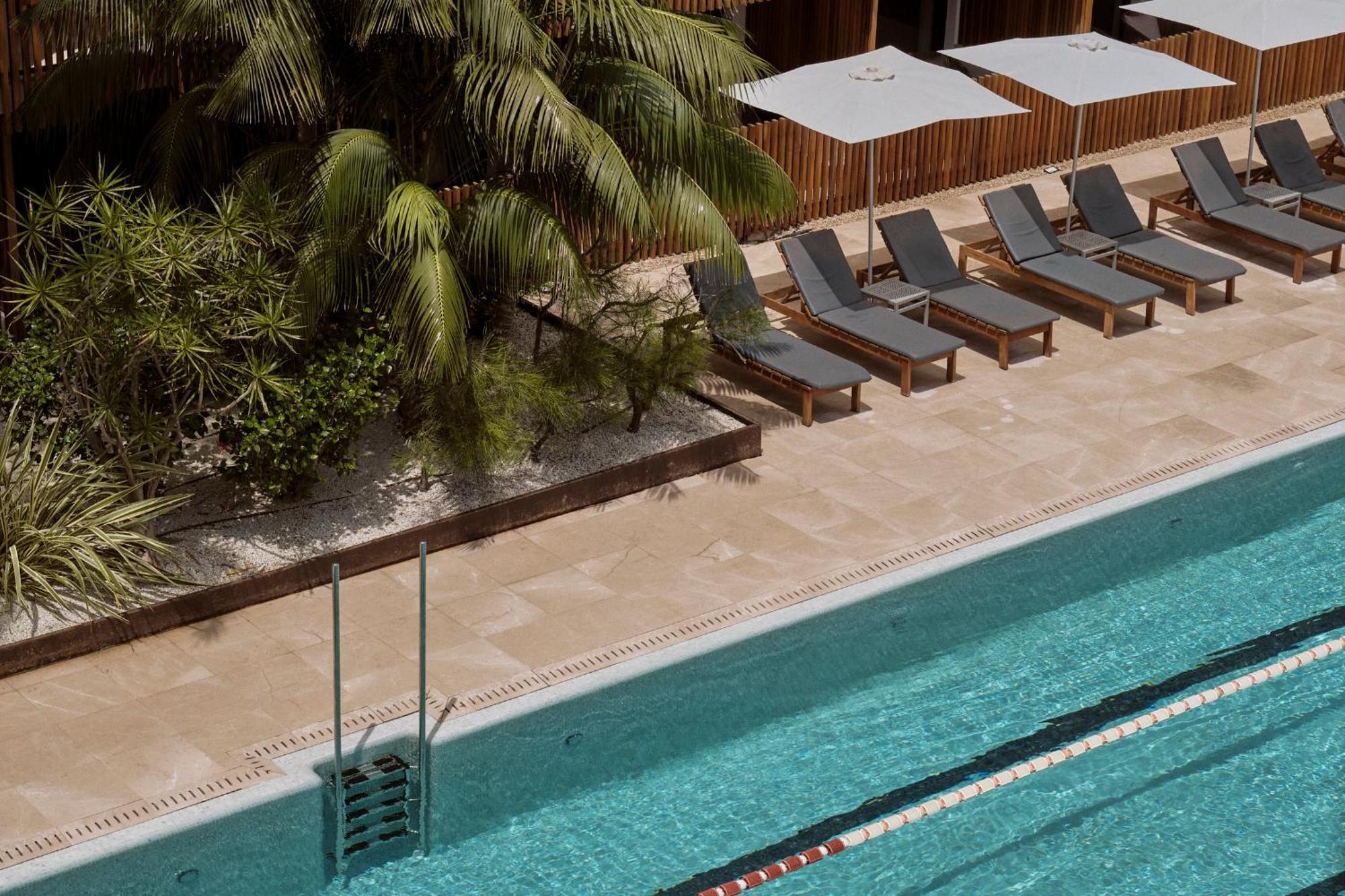 Las Gaviotas Suites Hotel & Spa Playa de Muro  Bagian luar foto
